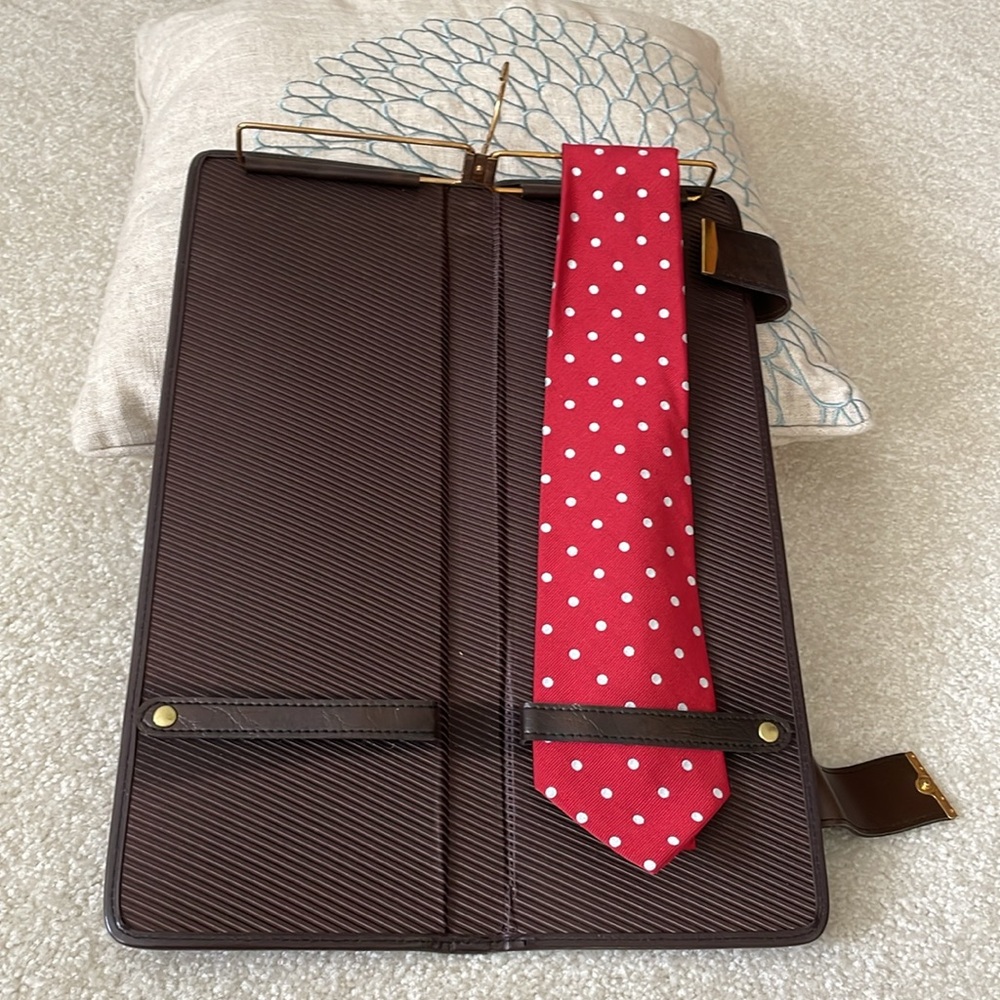 Vintage Necktie Storage Case Travel Hanger Snap Closure 16x12" Open